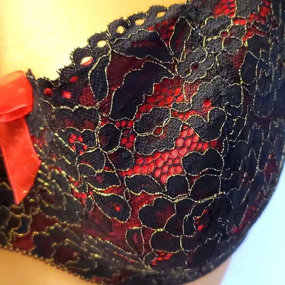 Wacoal b.tempt'd bra Ciao Bella 34-DDD NWT Black Red Gold - Picture 2 of 5